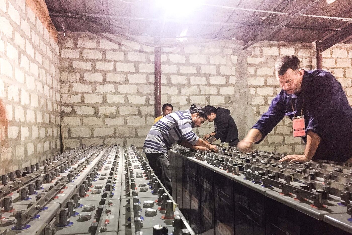 Commissioning the deep cycle battery bank