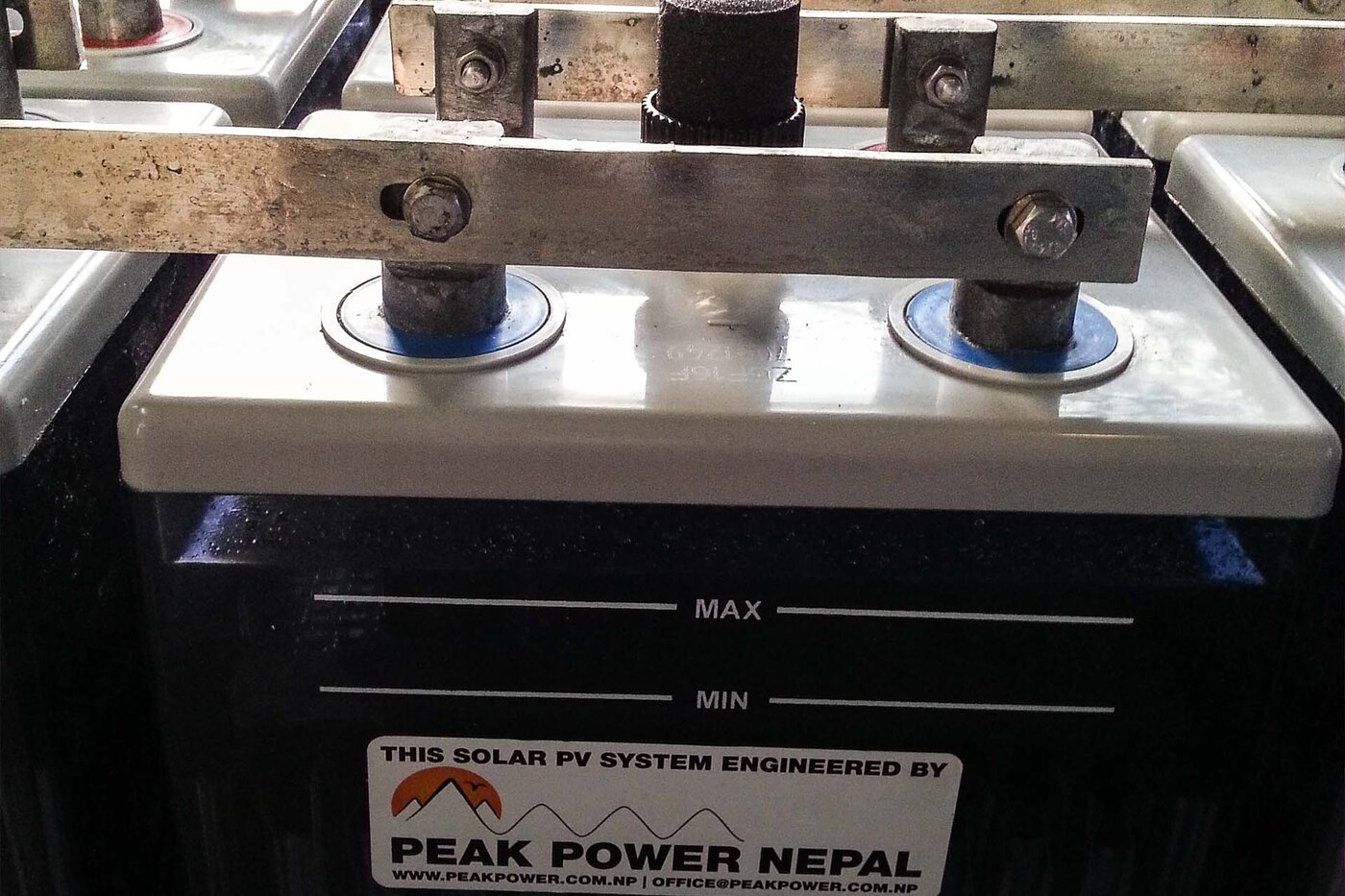 Deep cycle battery bank detail